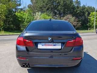 BMW 5 Series foto 4