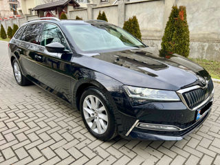 Skoda Superb foto 4