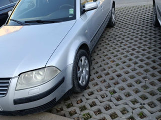 Volkswagen Passat foto 2