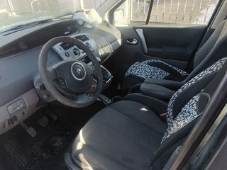 Renault Grand Scenic foto 3