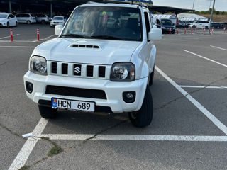 Suzuki Jimny foto 1