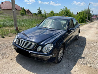 Dezmembrez Mercedes w211 om642 v6