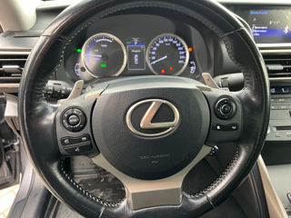 Lexus IS Series foto 8