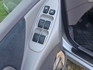 Nissan Almera Tino, 2002 г.