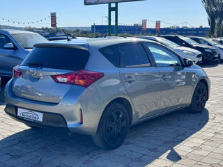 Toyota Auris foto 4