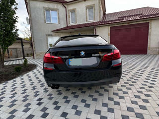 BMW 5 Series foto 7