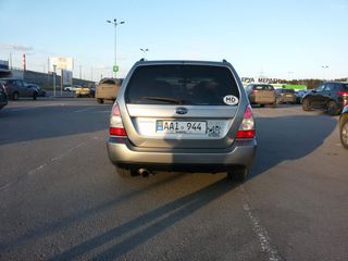 Subaru Forester foto 7