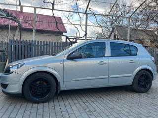 Opel Astra foto 2