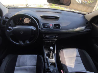 Renault Megane foto 8