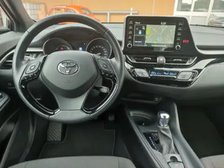 Toyota C-HR foto 8