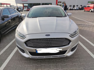 Ford Fusion foto 1