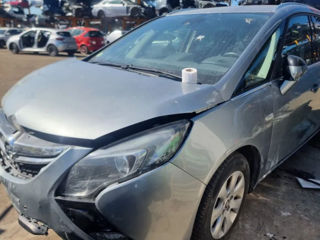 Dezmembrez opel zafira c , astra j, insignia b20dth фото 2