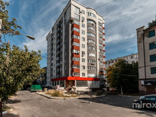 Apartament cu 2 camere, 70 m², Botanica, Chișinău foto 12