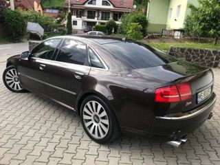 Audi A8 foto 9