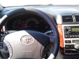 Toyota Avensis Verso foto 3