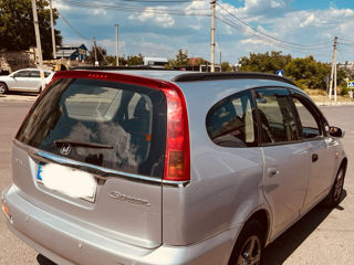 Honda Stream foto 3