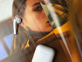 AirPods 2/AirPods Pro фото 1
