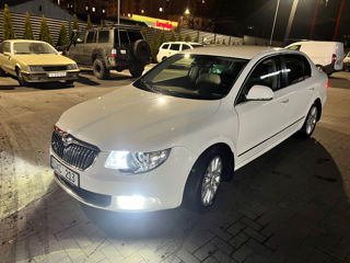 Skoda Superb foto 5