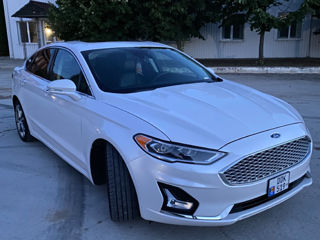 Ford Fusion foto 10