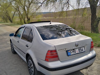 Volkswagen Bora foto 2