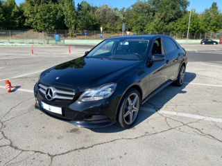 Mercedes E-Class foto 1