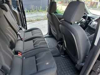 Ford Tourneo Connect foto 8