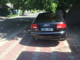 Audi A8 foto 10