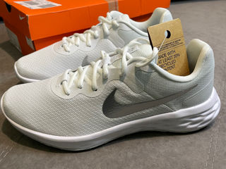 Nike Revolution 6 42,5 ( 27,5 cm )