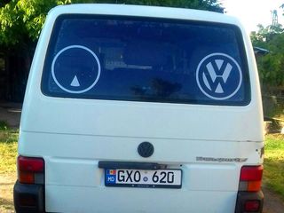 Volkswagen T4 foto 3