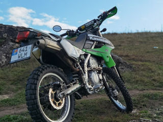 Kawasaki KLX250 foto 8