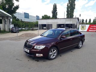 Skoda Superb foto 3