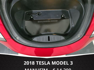 Tesla Model 3 foto 7