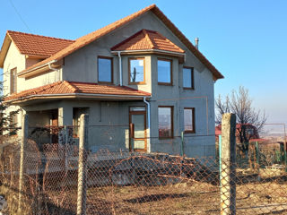 Casa in 2 niveluri! Dumbrava,str.Mihai Eminescu . foto 3