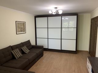 Apartament cu 1 cameră, 46 m², Centru, Chișinău foto 4