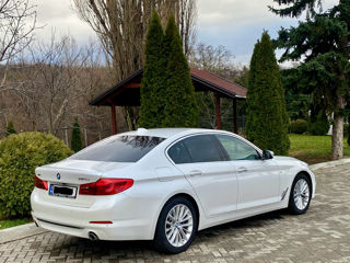 BMW 5 Series foto 3