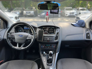 Ford Focus foto 17