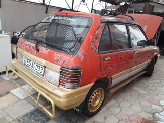 Subaru Justy foto 1