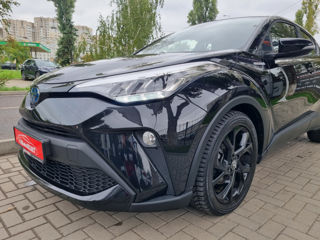 Toyota C-HR foto 17