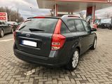 KIA Ceed Sw foto 4