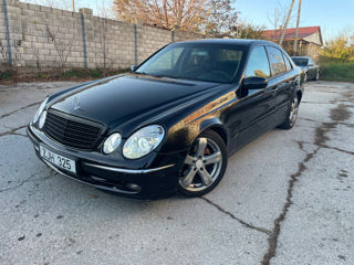 Mercedes E-Class foto 7