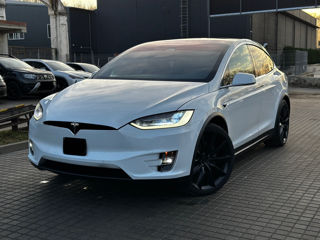 Tesla Model X foto 4