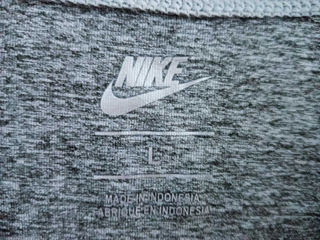 Tricou Nike Compression foto 2