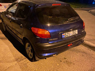 Peugeot 206 foto 3