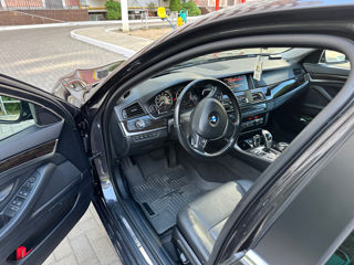 BMW 5 Series foto 8