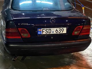 Mercedes E-Class foto 5