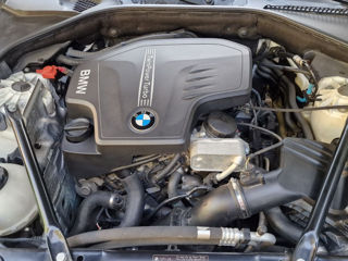 BMW 5 Series foto 8