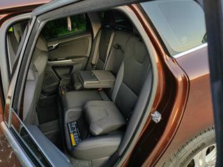 Volvo XC60 foto 2