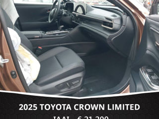 Toyota Crown foto 4