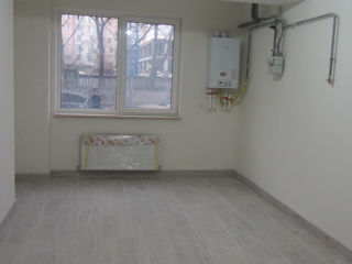 Apartament cu 2 camere, 77 m², Telecentru, Chișinău foto 3