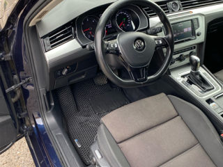 Volkswagen Passat foto 8